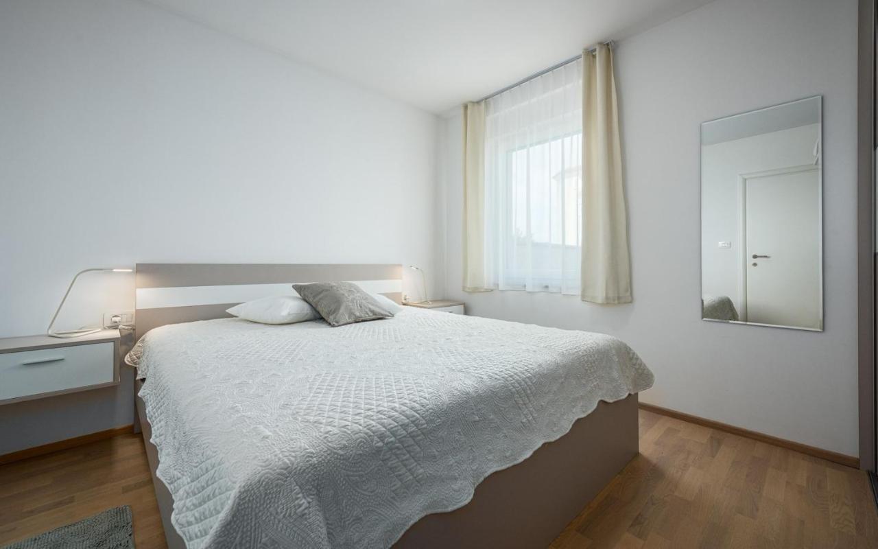Sofia House With Apartment Umag Exteriér fotografie